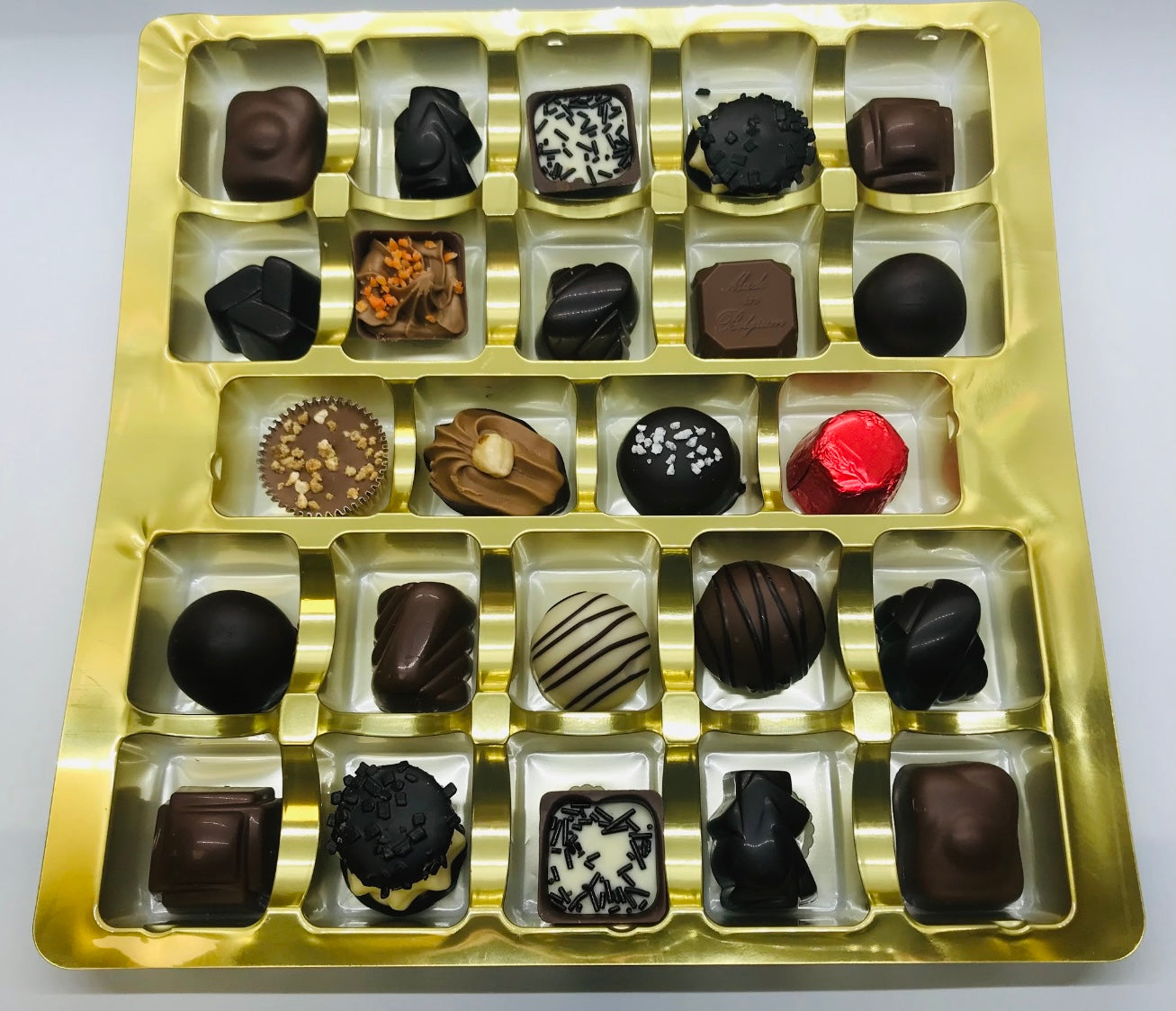 28 piece Deluxe Celebration Box